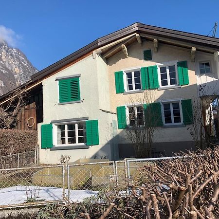 Revier Grosi'S Art Apartamento Netstal Exterior foto